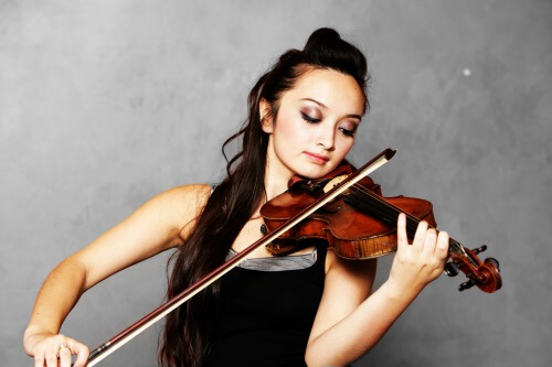 Violinist Diana Yukawa